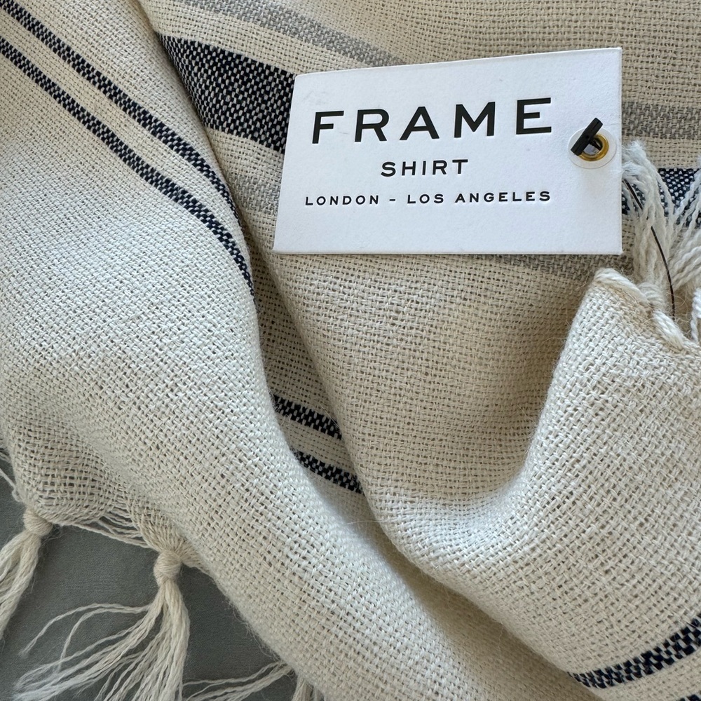 NWT Frame wrap - Picture 2 of 6
